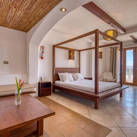 Hotel Alcazar سان خوان ديل سور المظهر الخارجي الصورة